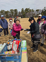 生涯スポーツ同好会・グランドゴルフ②成績優秀者に商品券の表彰式