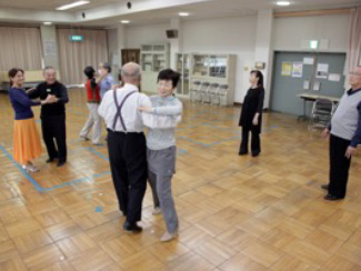 社交ダンス愛好会3